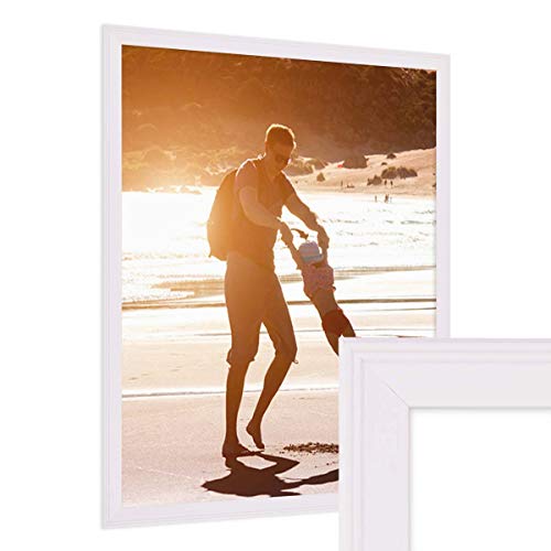 PHOTOLINI Bilderrahmen 40x60 cm Holz Weiß Landhaus-Stil, Holz-Rahmen, Made in Germany, Echtglas, zum Aufhängen, mit Zubehör - perfekt für Familienfotos & Urlaubsbilder PHOTOLINI Bilderrahmen 40x60 cm Holz Weiß Landhaus-Stil, Holz-Rahmen, Made in Germany, Echtglas, zum Aufhängen, mit Zubehör - perfekt für Familienfotos & Urlaubsbilder von PHOTOLINI