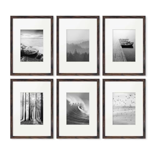 PHOTOLINI Bilderrahmen A4 Holz MDF Eiche Dunkel, 6er Set DIN A4 Bilderrahmen 21x30 cm mit Passepartout, Acrylglas, picture frame zum Aufhängen & Aufstellen, Rahmen mit Zubehör 30x21 für Fotos, Poster PHOTOLINI Bilderrahmen A4 Holz MDF Eiche Dunkel, 6er Set DIN A4 Bilderrahmen 21x30 cm mit Passepartout, Acrylglas, picture frame zum Aufhängen & Aufstellen, Rahmen mit Zubehör 30x21 für Fotos, Poster von PHOTOLINI