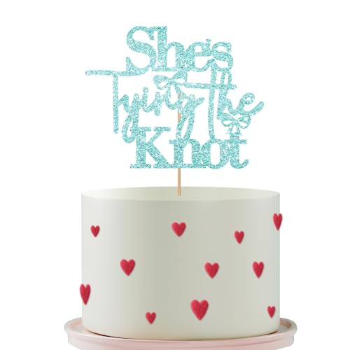 Tortenaufsatz mit Aufschrift "She's Tying The Knot", Kokette, Brautparty, Kokette, Junggesellinnenabschied, Verlobungsparty, Kuchendekoration, blauer Glitzer Tortenaufsatz mit Aufschrift "She's Tying The Knot", Kokette, Brautparty, Kokette, Junggesellinnenabschied, Verlobungsparty, Kuchendekoration, blauer Glitzer von PINKAAJ