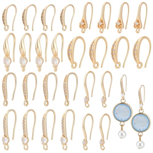 PLIGREAT 28 Stück vergoldete Zirkonia-Ohrringhaken, 14 Karat Ohrdraht, Fischhaken mit Schlaufe, baumelnde Ohrringe, Haken-Ohrringe für Frauen, DIY-Schmuckherstellung PLIGREAT 28 Stück vergoldete Zirkonia-Ohrringhaken, 14 Karat Ohrdraht, Fischhaken mit Schlaufe, baumelnde Ohrringe, Haken-Ohrringe für Frauen, DIY-Schmuckherstellung von PLIGREAT