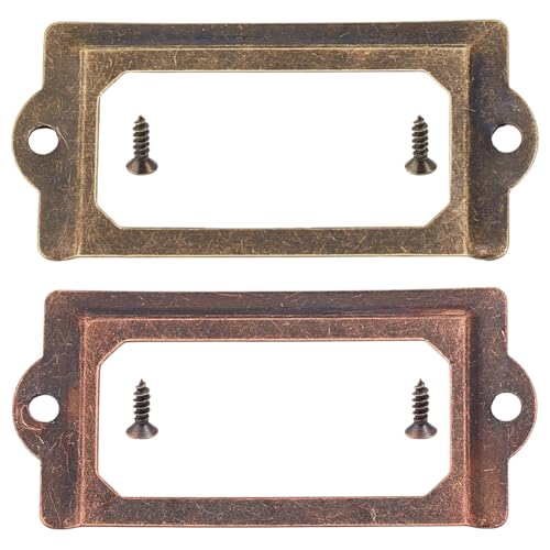 PLIGREAT Metall-Etikettenhalter in 2 Farben, Vintage-Schubladen-Etiketten, Metall-Namenskartenrahmen mit Schraube für Büro, Bibliothek, Aktenregale, Schrank, 70 x 33 mm, 32 Stück PLIGREAT Metall-Etikettenhalter in 2 Farben, Vintage-Schubladen-Etiketten, Metall-Namenskartenrahmen mit Schraube für Büro, Bibliothek, Aktenregale, Schrank, 70 x 33 mm, 32 Stück von PLIGREAT