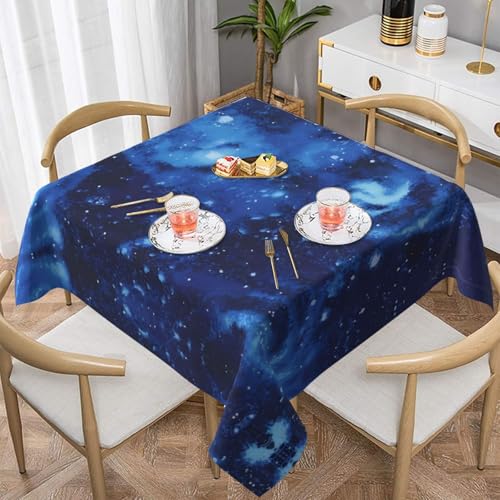 POEZJZW Blue Universe Quadratische Tischdecke mit Weltraum-Galaxie, bedruckt, für Esstische, Esstische, Partys, Terrassen, 137 x 137 cm POEZJZW Blue Universe Quadratische Tischdecke mit Weltraum-Galaxie, bedruckt, für Esstische, Esstische, Partys, Terrassen, 137 x 137 cm von POEZJZW