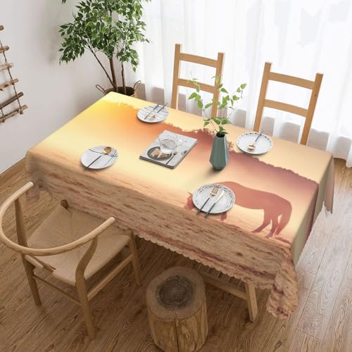 Elegante rechteckige Tischdecke, Motiv: Pferde auf der Weide bei Sonnenuntergang, perfekt für Esszimmer, Picknick, Kamin und Partytische Elegante rechteckige Tischdecke, Motiv: Pferde auf der Weide bei Sonnenuntergang, perfekt für Esszimmer, Picknick, Kamin und Partytische von PQruop