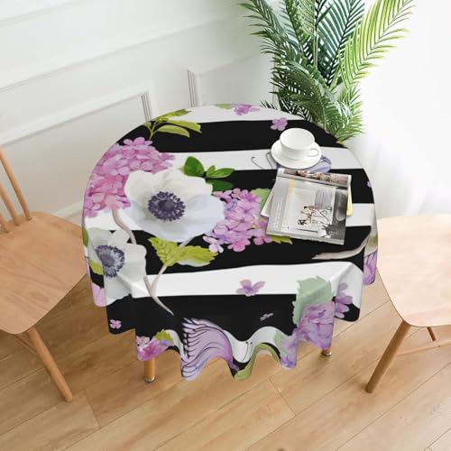 PQruop Elegante runde Tischdecke mit Blumen-Schmetterling-Motiv für Partys, Terrasse und Camping, Abdeckung für drinnen und draußen PQruop Elegante runde Tischdecke mit Blumen-Schmetterling-Motiv für Partys, Terrasse und Camping, Abdeckung für drinnen und draußen von PQruop