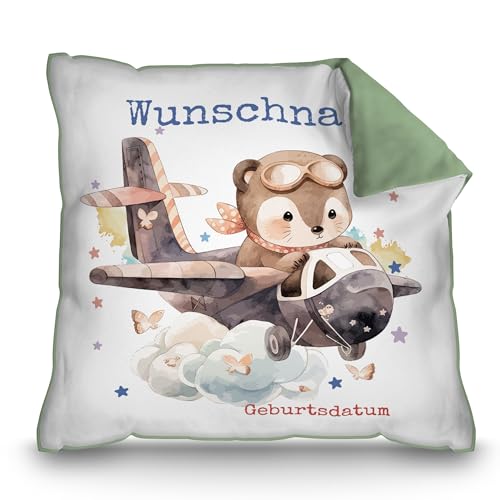 PR Print Royal Personalisiertes Kissen für Kinder mit Name und Geburtsdatum selbst gestalten - Dachs im Flugzeug - Dachs Kinderkissen mit Name | 40 x 40 cm, Rückseite Grün PR Print Royal Personalisiertes Kissen für Kinder mit Name und Geburtsdatum selbst gestalten - Dachs im Flugzeug - Dachs Kinderkissen mit Name | 40 x 40 cm, Rückseite Grün von PR Print Royal
