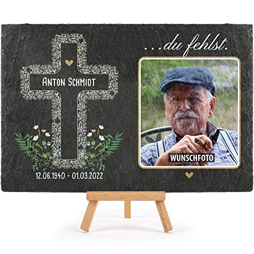 PR Print Royal Schieferplatte selbst gestalten - Gedenktafel mit Foto, Name & Datum Bedrucken - Kreuz mit Blumen - du fehlst - Grabtafel, Grabschmuck | Schiefertafel mit Staffelei, 20x30 cm von PR Print Royal