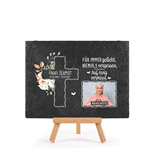 Schieferplatte selbst gestalten - Gedenktafel mit Foto, Name & Datum bedrucken - Für immer geliebt - Grabtafel, Grabschmuck - Schiefertafel mit Staffelei, 15x20 cm I Personalisierte Erinnerung Schieferplatte selbst gestalten - Gedenktafel mit Foto, Name & Datum bedrucken - Für immer geliebt - Grabtafel, Grabschmuck - Schiefertafel mit Staffelei, 15x20 cm I Personalisierte Erinnerung von PR Print Royal
