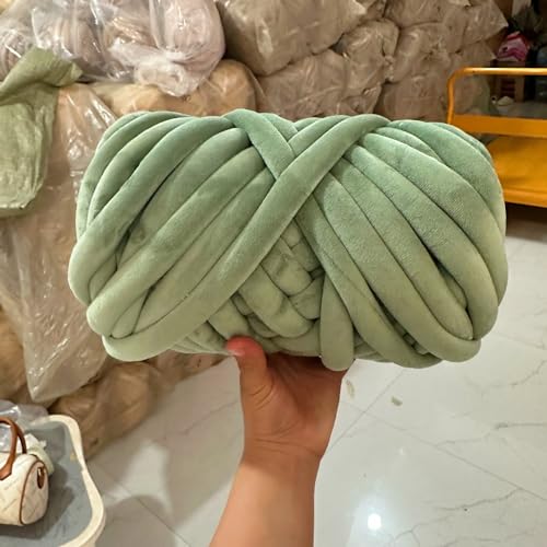 Dicke Wolle Garn 500g, Samt-Wolle Sperrige Armstricken Wolle Grobstrick Weiches Wollgarn Wolle zum Stricken oder Häkeln für Decke, Perfekt zum Weben von Haustier Nest, Decken, Zierkissen-Armeegrün Dicke Wolle Garn 500g, Samt-Wolle Sperrige Armstricken Wolle Grobstrick Weiches Wollgarn Wolle zum Stricken oder Häkeln für Decke, Perfekt zum Weben von Haustier Nest, Decken, Zierkissen-Armeegrün von PTNKUIIY
