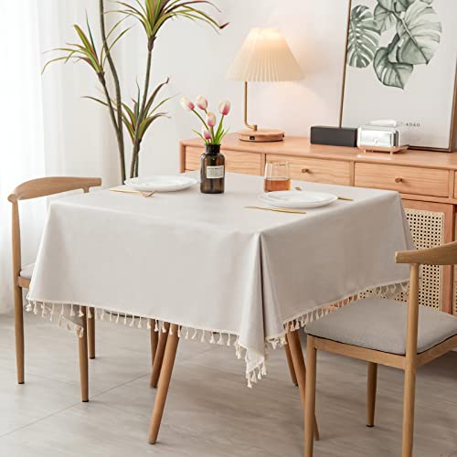 PUDSIRN Tischdecke, Polyester wasserdichte Tischdecken, Rechteck Falten freie Quaste Tischwäsche für Küche Essen, Party, Urlaub (140 x 140 cm, Beige) von PUDSIRN