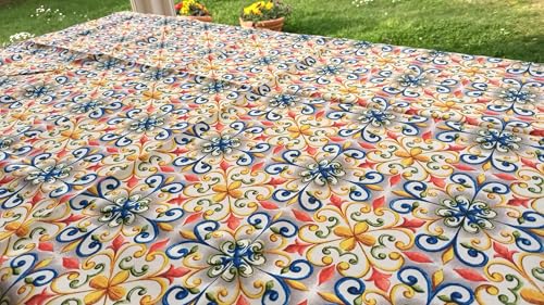 Pago Poco Quadratische Tischdecke, schmutzabweisend, Motiv Maiolica, mehrfarbig, mit Herzen, 100 % wasserabweisend, bügelfrei von Pago Poco