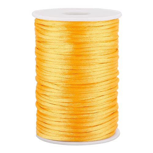 PandaHall 3 mm Goldene Rattail-Schnur 50 m Weihnachts-Bastelkordel Seidige Satinschnur Perlenschnur Für Weihnachten Freundschaftsarmband Halskette Makramee-Verzierung Traumfänger Basteln PandaHall 3 mm Goldene Rattail-Schnur 50 m Weihnachts-Bastelkordel Seidige Satinschnur Perlenschnur Für Weihnachten Freundschaftsarmband Halskette Makramee-Verzierung Traumfänger Basteln von PH PandaHall