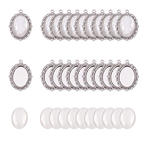 Pandahall Elite 30 Sets Lünette Anhänger Rohlinge Einstellungen - 30pcs Oval Anhänger Trays Lünette Rohlinge mit 30pcs Glascabochons Clear Dome für die Herstellung von Fotoschmuck, Antik Silber von PH PandaHall