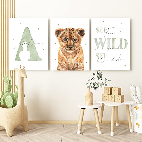 Pandawal Kinderzimmer Bilder mit Spruch und Name Baby Safaritiere Sterne 3er Poster- Set für Mädchen Junge Wandbilder Pandawal Kinderzimmer Bilder mit Spruch und Name Baby Safaritiere Sterne 3er Poster- Set für Mädchen Junge Wandbilder von Pandawal