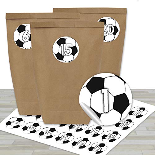 Papierdrachen Adventskalender zum Befüllen - 24 braune Papiertüten und 24 Fußball Zahlenaufkleber - zum Selbermachen und Befüllen - Mini Set Nr 47 - Weihnachten von Papierdrachen