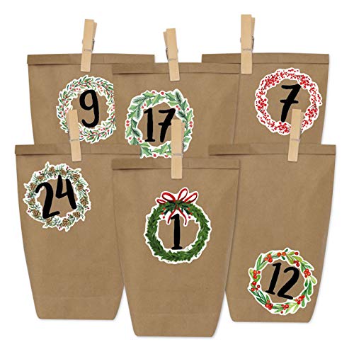 Papierdrachen Adventskalender zum Befüllen - Weihnachtskränze zum Aufkleben - mit 24 braunen Papiertüten und tollen Stickern für Kinder - Weihnachten von Papierdrachen