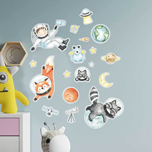 Papierdrachen Wandtattoos - 8 Bögen mit Wandstickern für Kinder - Kinderzimmer Dekoration - Wand Deko - Astronauten - 22 x 30 cm je Bogen - für Jungen und Mädchen - Set 4 Papierdrachen Wandtattoos - 8 Bögen mit Wandstickern für Kinder - Kinderzimmer Dekoration - Wand Deko - Astronauten - 22 x 30 cm je Bogen - für Jungen und Mädchen - Set 4 von Papierdrachen