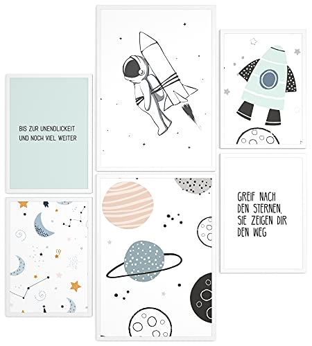 Papierschmiede® Bilder Kinderzimmer Kids Mood Poster Set Astronaut, Gerahmte Bilder fürs Kinderzimmer in weißen Holzrahmen, 2x DIN A3 und 4x DIN A4, Planet Rakete Weltraum von Papierschmiede