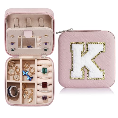 Parima Reise Schmuckkästchen Mädchen - Kleine Schmuckschatulle für Damen | Reiseschmuckaufbewahrung mit initiale K | Schmuckbox Jewelry Box für Ringe,Armbänder,Ohrringe | Geschenke für Frauen Parima Reise Schmuckkästchen Mädchen - Kleine Schmuckschatulle für Damen | Reiseschmuckaufbewahrung mit initiale K | Schmuckbox Jewelry Box für Ringe,Armbänder,Ohrringe | Geschenke für Frauen von Parima