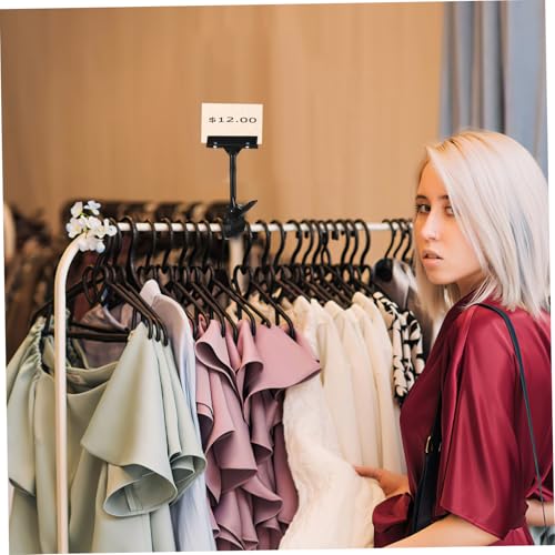 Parliky 12 Stück Teiliges Drehbare Preisschildhalter aus Robustem Kunststoff Vielseitiger Etikettenhalter für Runde Stangen und Trennwände für Supermarkt Shop Ausstellung zur Praktischen Parliky 12 Stück Teiliges Drehbare Preisschildhalter aus Robustem Kunststoff Vielseitiger Etikettenhalter für Runde Stangen und Trennwände für Supermarkt Shop Ausstellung zur Praktischen von Parliky