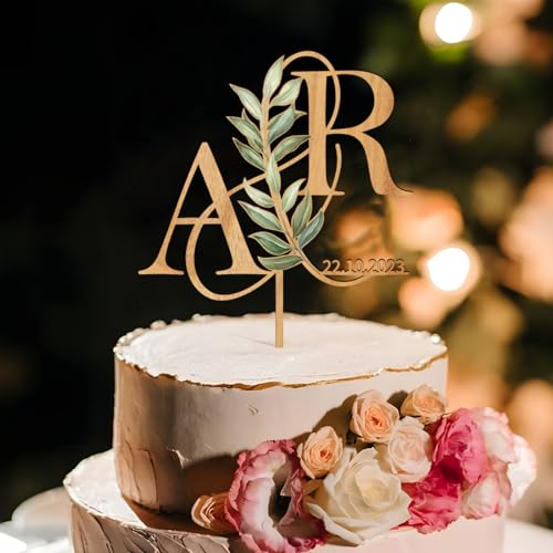 Party to Be Cake Topper Hochzeit Personalisiert Hochzeitstorte Deko in Holz Custom Braut und Bräutigam Tortenstecker mit Namen Initialen (Grüne Blätter-Eiche) von Party to Be