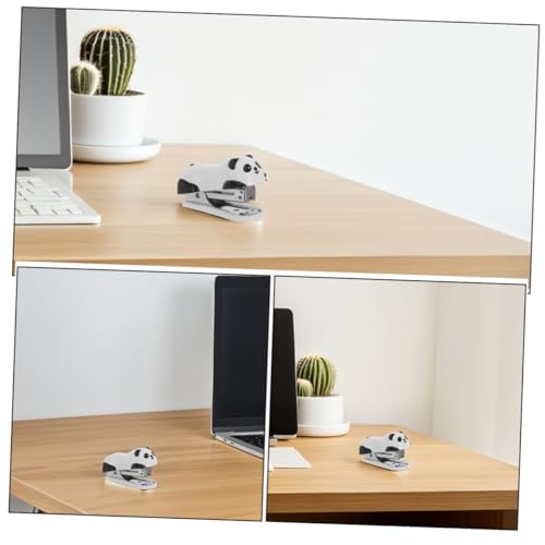 PartyKindom 3 Stück Mini Panda Heftgerät Niedlich Handlich mit Heftklammerentferner für Büro Zuhause Schule Geeignet für Mädchen Jungen Praktische Schreibtisch Büroklammer Organizer PartyKindom 3 Stück Mini Panda Heftgerät Niedlich Handlich mit Heftklammerentferner für Büro Zuhause Schule Geeignet für Mädchen Jungen Praktische Schreibtisch Büroklammer Organizer von PartyKindom
