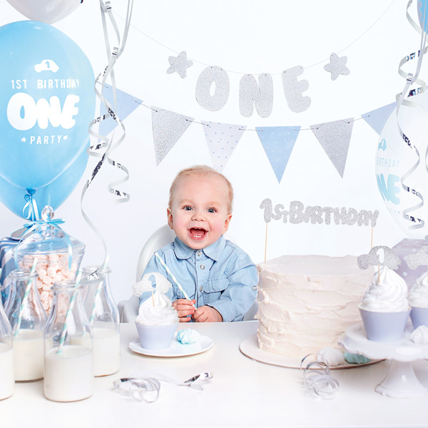 Partydekoset zum 1.Geburtstag in blau und silber, 33-teilig Partydekoset zum 1.Geburtstag in blau und silber, 33-teilig von Partydeco