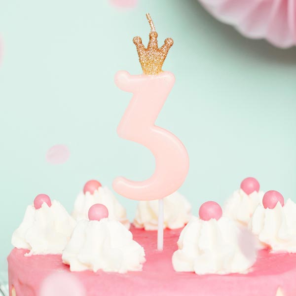 Tortenkerze, Zahl 3 in rosa, 9,5cm Tortenkerze, Zahl 3 in rosa, 9,5cm von Partydeco