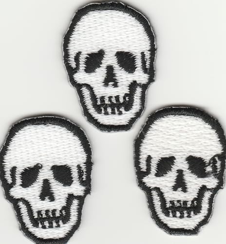 Patch Portal Totenkopf-Aufnäher, klein, Gothic, zum Aufbügeln, 3 Stück, Mini-Totenkopf-Emblem für Jacken, Hüte, Westen, Rucksack Patch Portal Totenkopf-Aufnäher, klein, Gothic, zum Aufbügeln, 3 Stück, Mini-Totenkopf-Emblem für Jacken, Hüte, Westen, Rucksack von Patch Portal