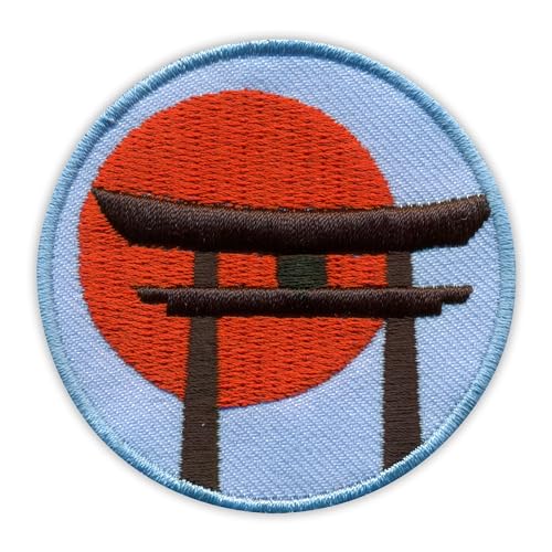 Japanisches Torii-Tor bei Sonnenuntergang – schwarzes VeIcro/Klettverschluss-Rückseite – bestickter Aufnäher/Abzeichen/Emblem Japanisches Torii-Tor bei Sonnenuntergang – schwarzes VeIcro/Klettverschluss-Rückseite – bestickter Aufnäher/Abzeichen/Emblem von Patchion