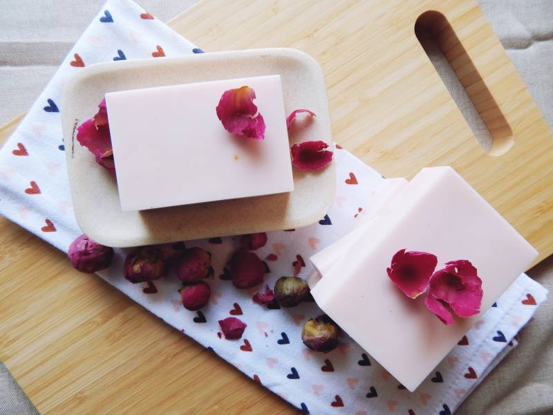 Rosa Pfingstrose Ziegenmilchseife, Valentinstag, Geschenk Für Sie, Blumenseife, Bar Soap von PenelopeGoatCompany