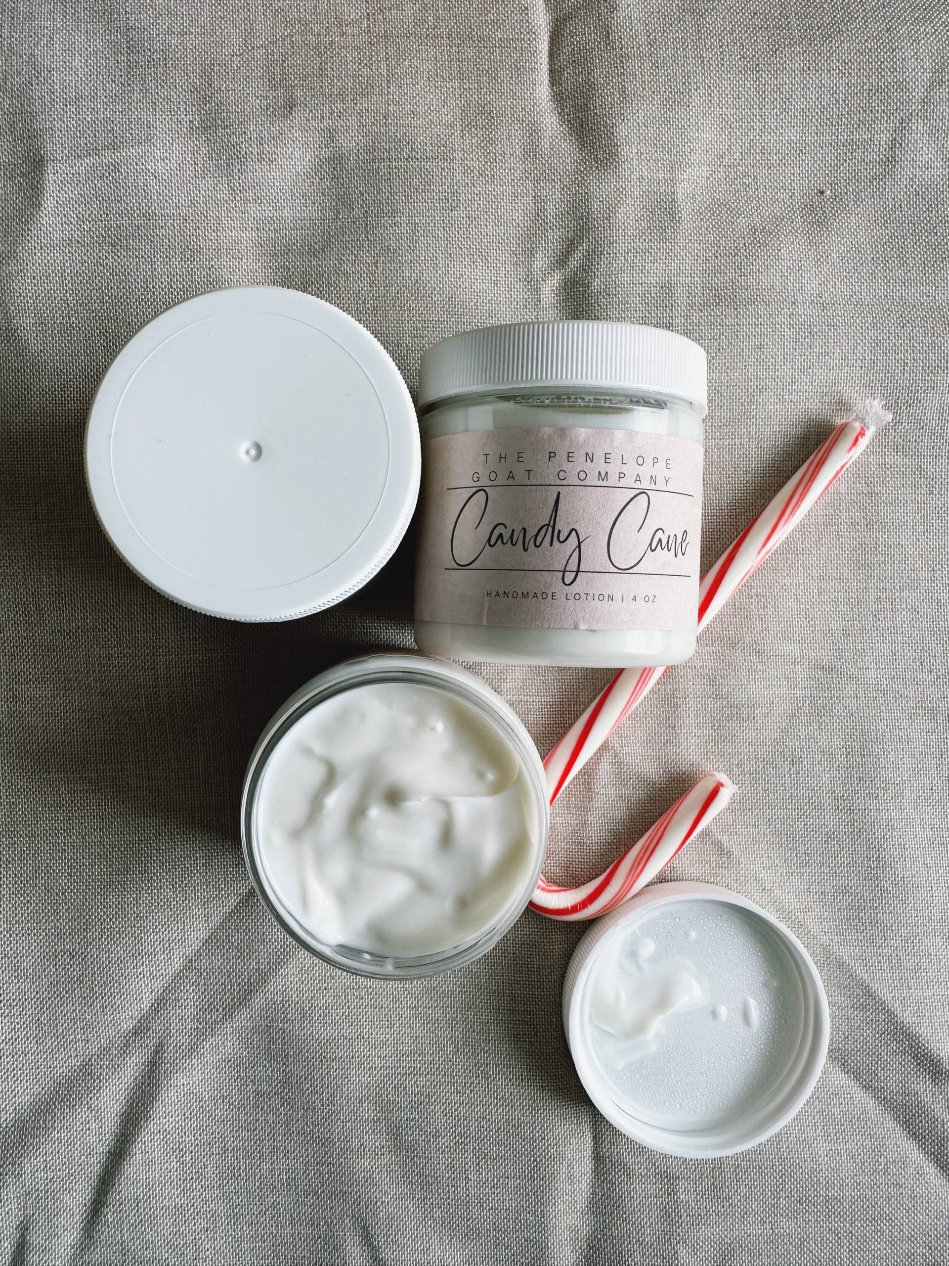 Zuckerstange Ziegenmilch Lotion, Weihnachtsduft, Winterduft, Geschenke Für Frauen, Geschenk Sie, Sahne Lotion Zuckerstange Ziegenmilch Lotion, Weihnachtsduft, Winterduft, Geschenke Für Frauen, Geschenk Sie, Sahne Lotion von PenelopeGoatCompany