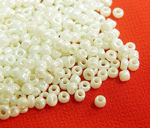 3300 Stück Glas Rocailles Perlen 3mm Opak, Matt, 8/0, Pony Perlen, Zuchtperlen Crem gelüstert, Opaque Seed Beads, (Krem) von Perlin
