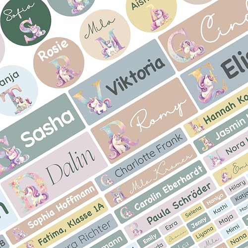 Namensaufkleber Set für Kinder in der Schule (150 Stück), Personalisierte Namensetiketten für Schulsachen, waschmaschinenfest (Einhorn Alphabet) von Petite Print