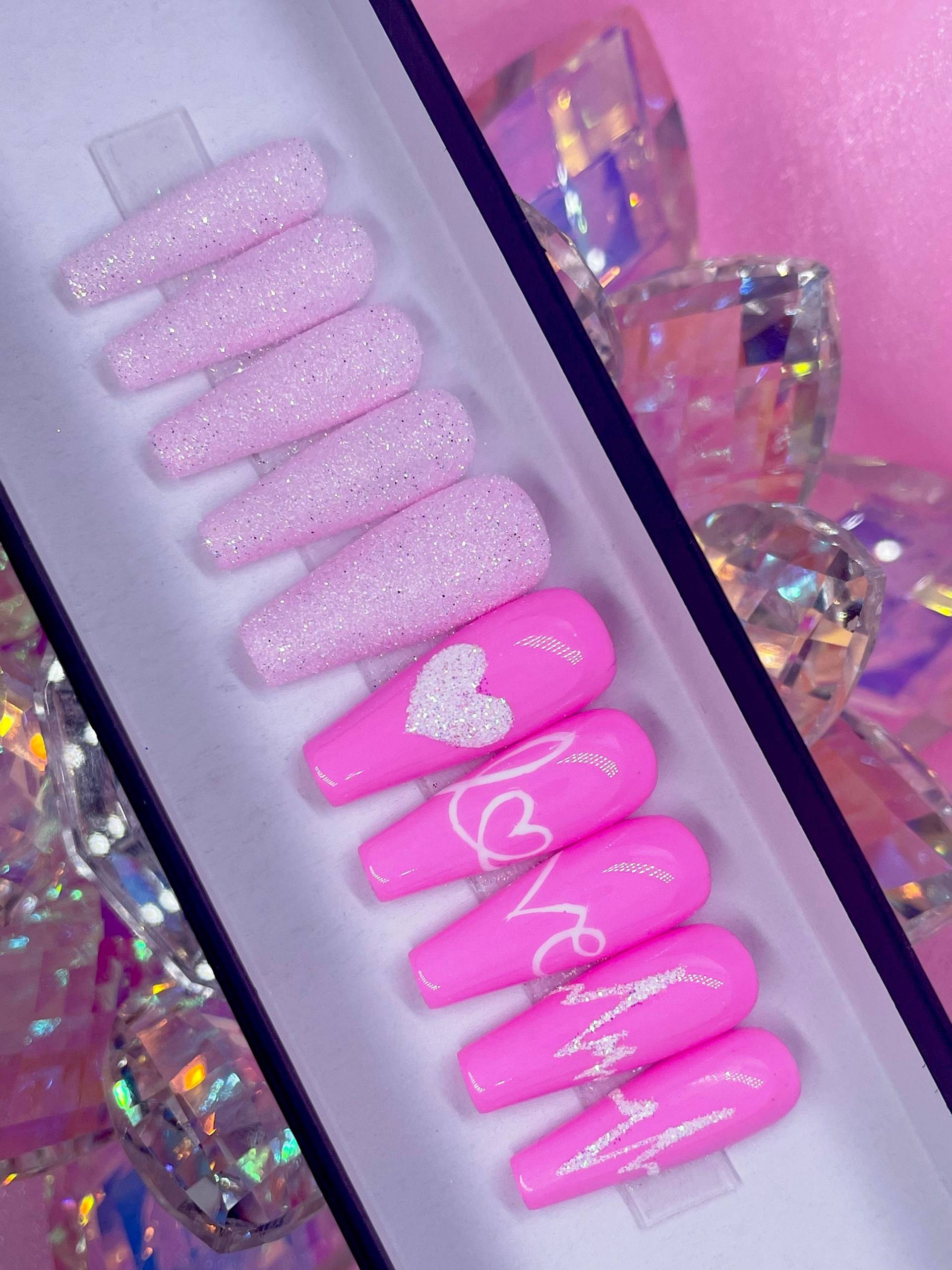 Herzschlag | Pink Sugar Valentinstag Press On Nails von PinkiePromisesCo