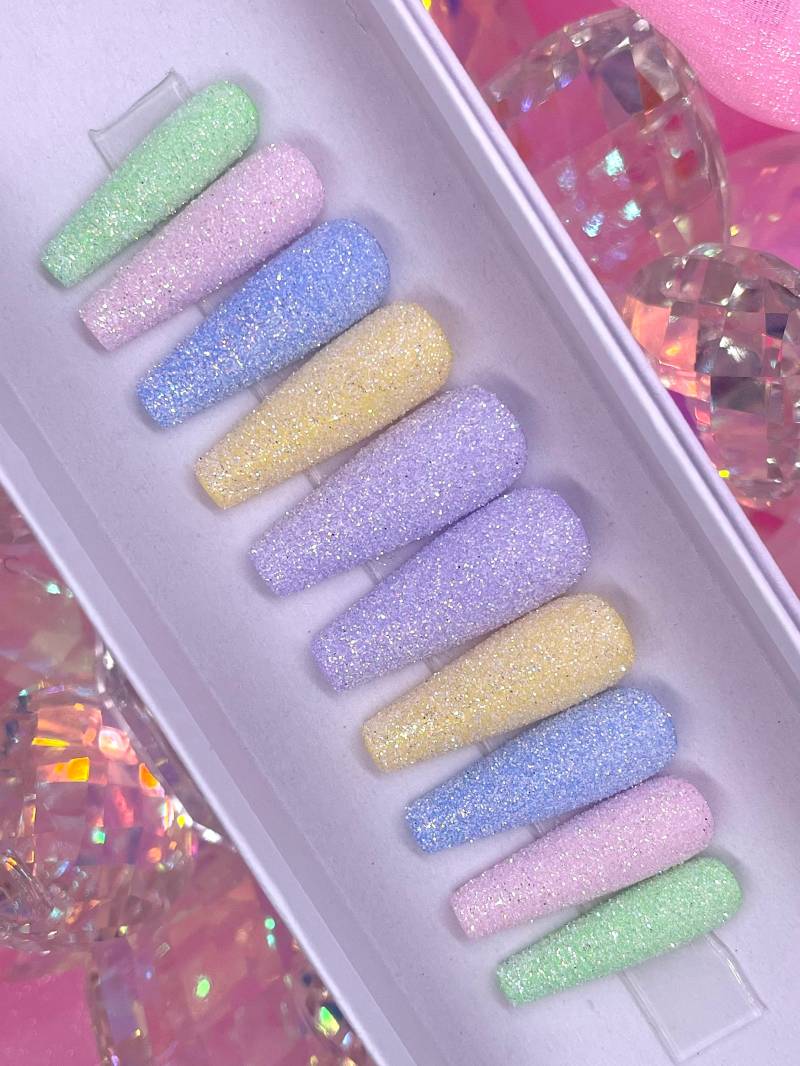 Ostereier | Lila/Gelb/Blau/Pink/Grün Ostern Zucker Glitter Drücken Sie Auf Die Nägel von PinkiePromisesCo