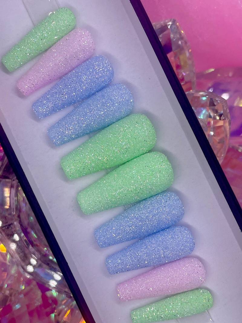 Ostern | Pink/Blau Grün Zucker Glitzer Drücken Sie Die Nägel Ostern von PinkiePromisesCo