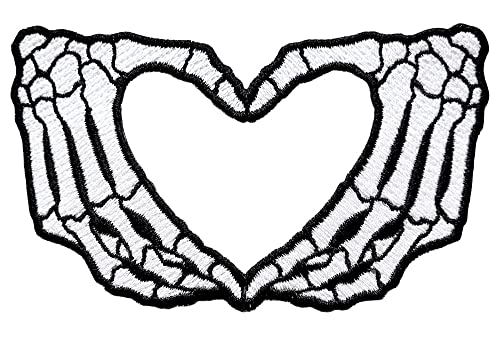 Pinsanity Aufnäher Patches zum Aufbügeln, bestickt, Motiv: Skeletthände, Herz, 10,2 cm Pinsanity Aufnäher Patches zum Aufbügeln, bestickt, Motiv: Skeletthände, Herz, 10,2 cm von Pinsanity