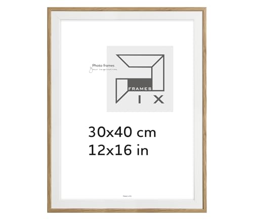 Pix FRAMES Bilderrahmen - 30x40 cm - Fotorahmen aus Holz mit Dekorative Folienbeschichtung - Elegantes Rahmen für Fotos - Klassische Rahmen zum Aufhängen und Aufstellen - Weiß & Eiche Pix FRAMES Bilderrahmen - 30x40 cm - Fotorahmen aus Holz mit Dekorative Folienbeschichtung - Elegantes Rahmen für Fotos - Klassische Rahmen zum Aufhängen und Aufstellen - Weiß & Eiche von Pix FRAMES