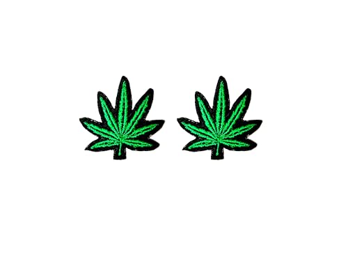 PLpatch Set mit 2 winzigen Mini-Cannabis-Marihuana-Blättern, niedliches Cartoon-Logo, 1 Flicken zum Aufnähen und Aufbügeln, bestickte Applikation, Abzeichen, Schild, Patch, Kleidung, Kostüm (Grün-1) von Ploen Love