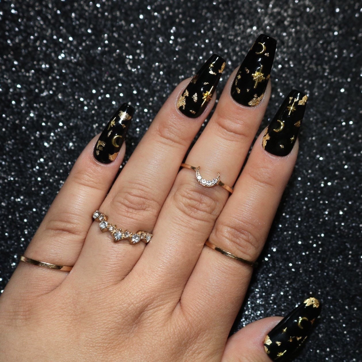 Nachthimmel | Schwarz Press On Nails Mit Goldstern Und Mond Details Halloween Nägel Hexe Nachthimmel | Schwarz Press On Nails Mit Goldstern Und Mond Details Halloween Nägel Hexe von PolishedbyTeresa
