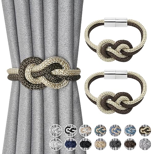 Pretty Jolly Mini magnetische Vorhang Raffhalter Nordisch Einfacher Stil Vorhang-Raffhalter Elegante dekorative Vorhang drapieren Krawatte zurück für Haus Fenster Drapery, Kaffee & Beige, 2 Stück Pretty Jolly Mini magnetische Vorhang Raffhalter Nordisch Einfacher Stil Vorhang-Raffhalter Elegante dekorative Vorhang drapieren Krawatte zurück für Haus Fenster Drapery, Kaffee & Beige, 2 Stück von Pretty Jolly