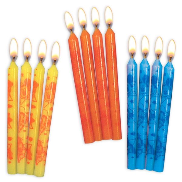 Mickey Maus Tortenkerzen, 12er Pack mit 12 Kerzenhaltern aus Kunststoff Mickey Maus Tortenkerzen, 12er Pack mit 12 Kerzenhaltern aus Kunststoff von Procos