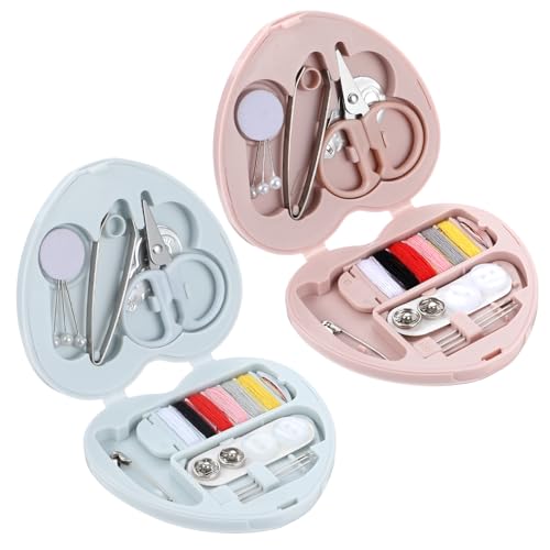 2 Stück Mini Nähprojekt Set Mini Reise Nähset Nadel und Faden Set Süßes Herzförmig Tragbares Nähset Mit Faltbarem Etui Premium Nähzubehör Sewing Kit für Reisende Erwachsene Anfänger Notfall Zuhause 2 Stück Mini Nähprojekt Set Mini Reise Nähset Nadel und Faden Set Süßes Herzförmig Tragbares Nähset Mit Faltbarem Etui Premium Nähzubehör Sewing Kit für Reisende Erwachsene Anfänger Notfall Zuhause von Psyqtsuary