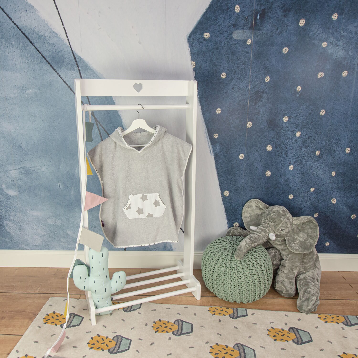Puckdaddy Bade Poncho Freya 57x84cm Baby Mit Kapuze Sterne Muster in Grau Puckdaddy Bade Poncho Freya 57x84cm Baby Mit Kapuze Sterne Muster in Grau von PuckdaddyShop