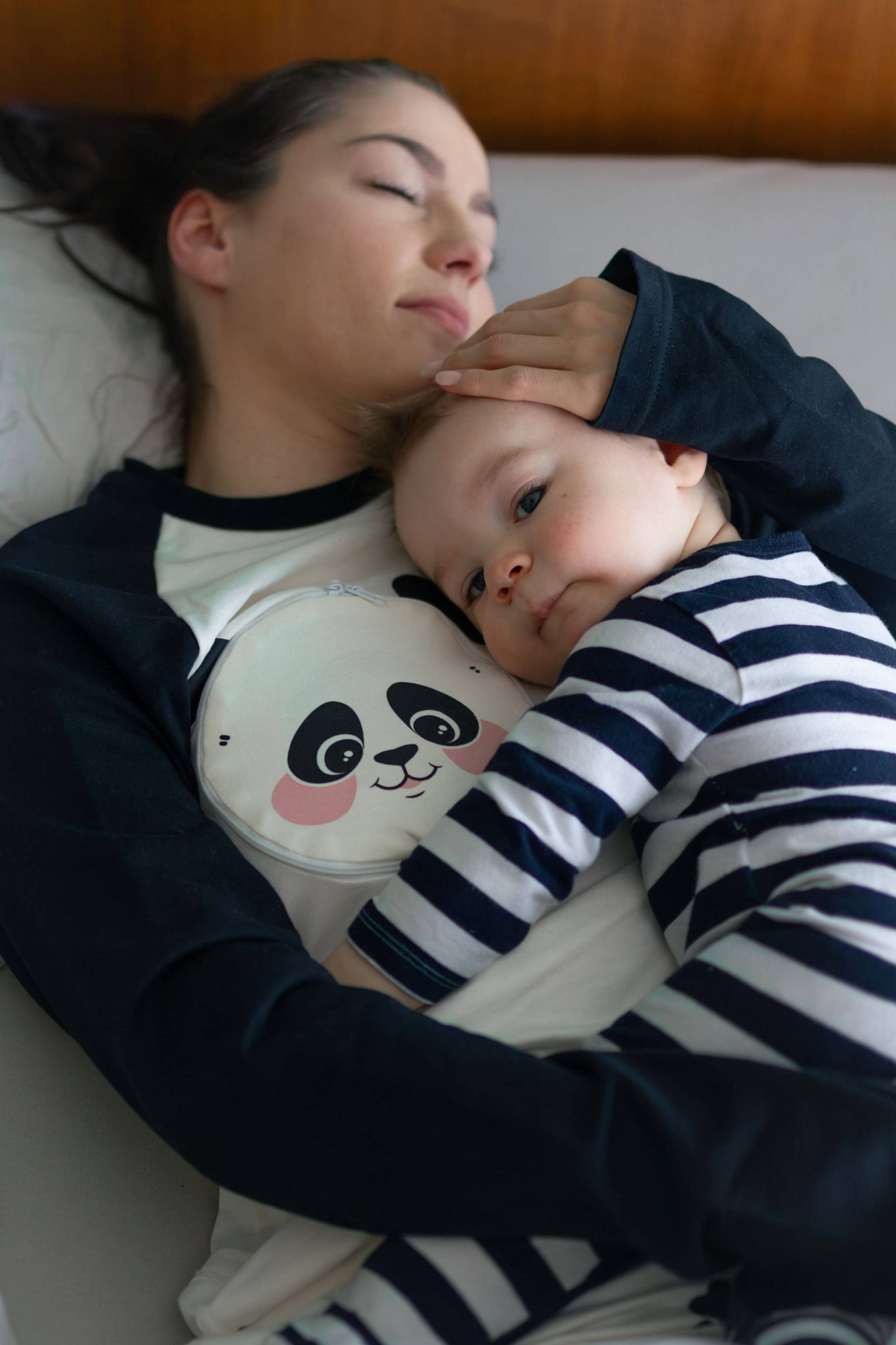 Panda Mama - Niedlicher, Warmer Und Kuscheliger Stillpyjama Mit Einfachen Reißverschlussöffnungen Stillpads 100% Bio-Baumwolle Ideal Zum Mitschlafen von Pyjamam