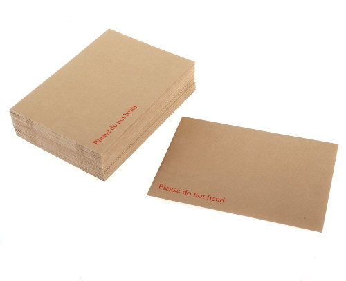 Q-Connect KF3518 Versandtasche mit kartonverstärktem Rücken, 238 x 163 mm, 115 g/m², selbstklebend, Manila-Papier, Braun, 125 Stück Packungsgröße: 125 Stück 394 x 318 mm Q-Connect KF3518 Versandtasche mit kartonverstärktem Rücken, 238 x 163 mm, 115 g/m², selbstklebend, Manila-Papier, Braun, 125 Stück Packungsgröße: 125 Stück 394 x 318 mm von Q-Connect