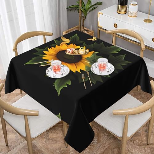Quadratische Tischdecke mit Sonnenblumenmotiv, wasserabweisend und knitterfrei, dekorative Tischdecke, geeignet für Hochzeiten im Innen- und Außenbereich, Hochzeiten, Partys, Picknicks, Dekorationen Quadratische Tischdecke mit Sonnenblumenmotiv, wasserabweisend und knitterfrei, dekorative Tischdecke, geeignet für Hochzeiten im Innen- und Außenbereich, Hochzeiten, Partys, Picknicks, Dekorationen von QGGHNISD