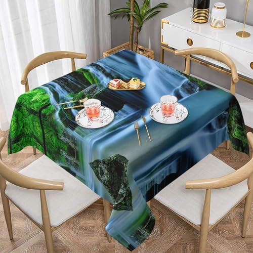 Quadratische Tischdecke mit Wasserfall-Malerei, wasserabweisend und knitterfrei, dekorative Tischdecke, geeignet für Hochzeiten im Innen- und Außenbereich, Hochzeiten, Partys, Picknicks, Dekorationen Quadratische Tischdecke mit Wasserfall-Malerei, wasserabweisend und knitterfrei, dekorative Tischdecke, geeignet für Hochzeiten im Innen- und Außenbereich, Hochzeiten, Partys, Picknicks, Dekorationen von QGGHNISD