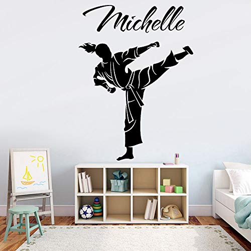 QIANGTOU Benutzerdefinierter Name Martial Wandtattoo Kindergarten Jungen Kinderzimmer Dekoration Karate Taekwondo Personalisierte Vinyl Abnehmbare Wandaufkleber 100x75cm von QIANGTOU