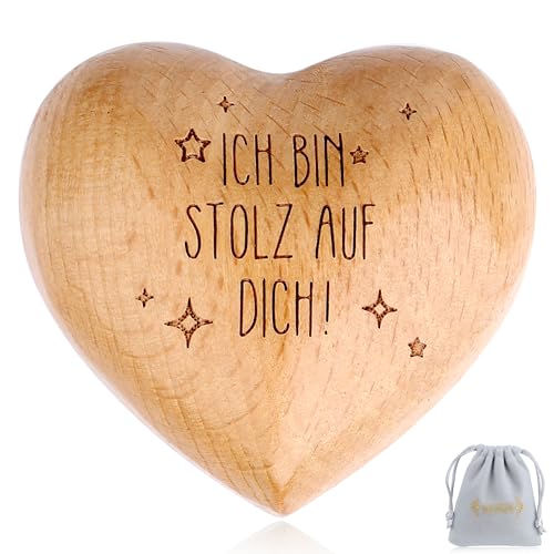QINJIEJIE Handschmeichler Holzherz Kleine Geschenke Mutmacher Holz Herz - Ich Bin stolz auf Dich! - Frau Glücksbringer Mutmacher Kinder Aufmunterung Geschenke QINJIEJIE Handschmeichler Holzherz Kleine Geschenke Mutmacher Holz Herz - Ich Bin stolz auf Dich! - Frau Glücksbringer Mutmacher Kinder Aufmunterung Geschenke von QINJIEJIE